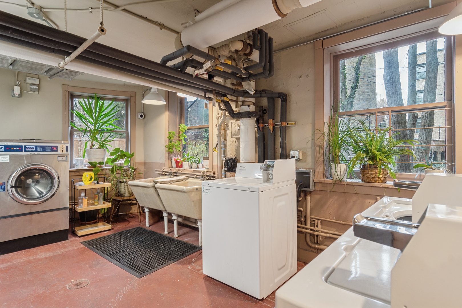 1633 E Hyde Park Boulevard Unit: 3D