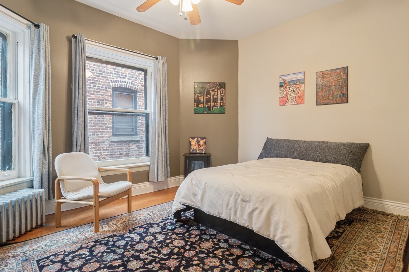 1633 E Hyde Park Boulevard Unit: 3D