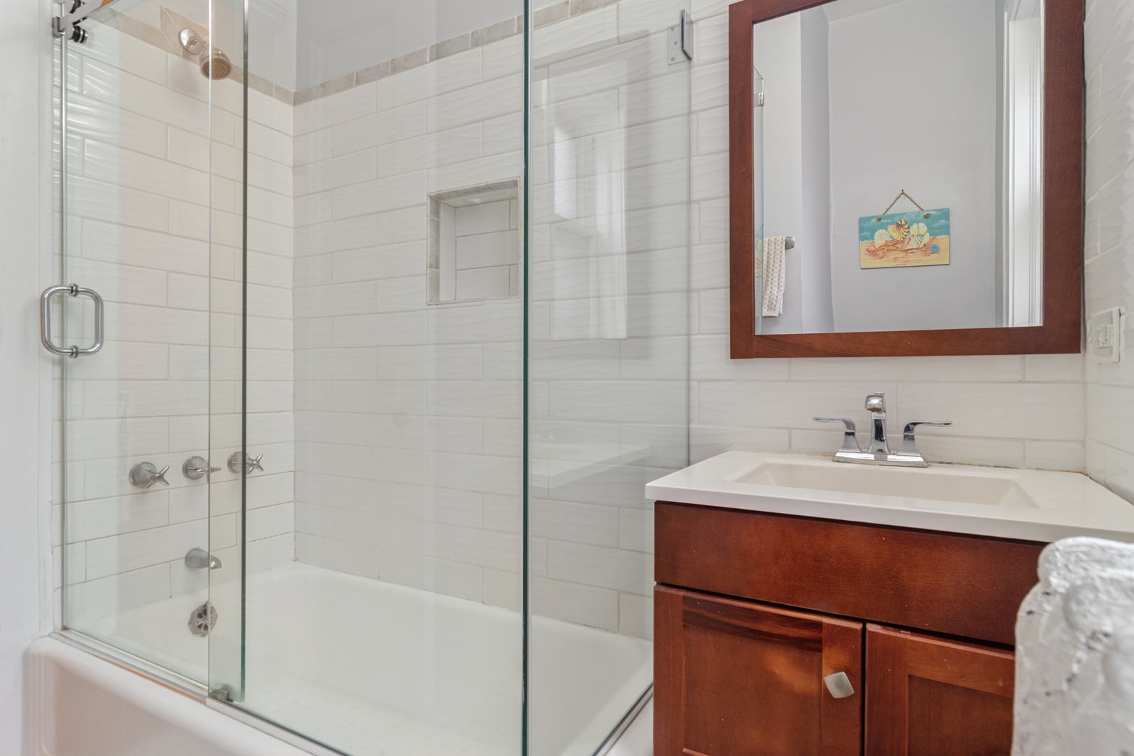 1633 E Hyde Park Boulevard Unit: 3D