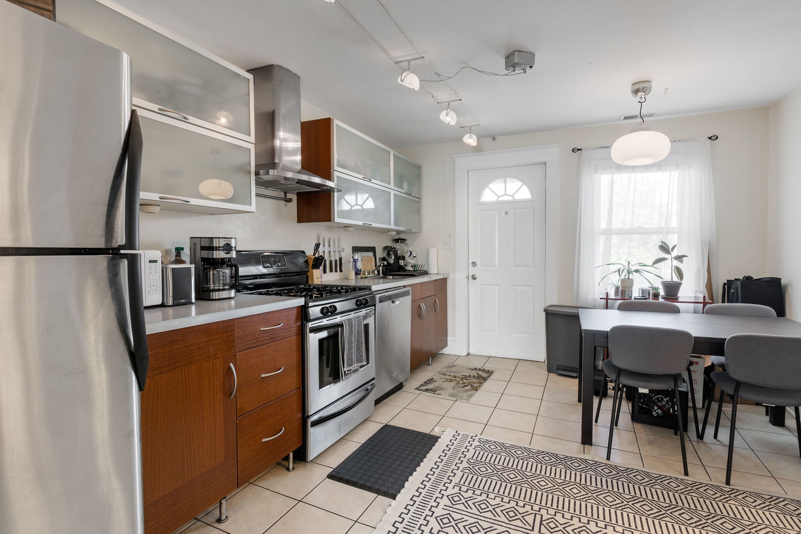 2052 W Huron Street
