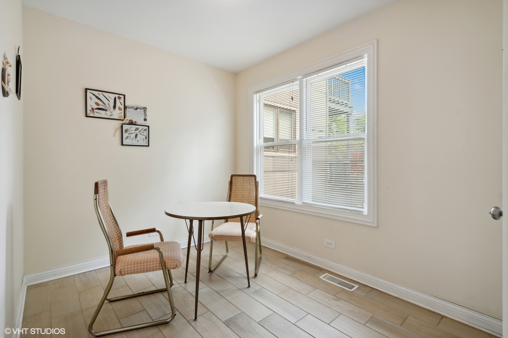 2759-2761 W Francis Place