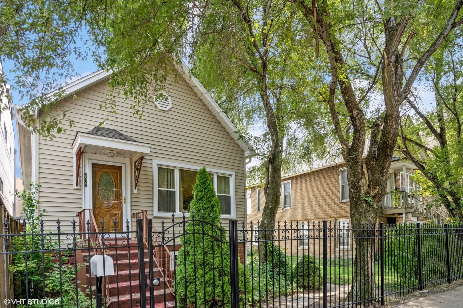 2759-2761 W Francis Place