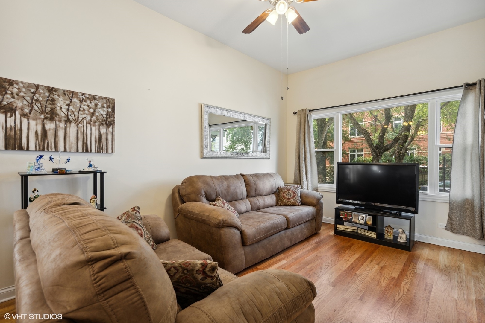 2759-2761 W Francis Place