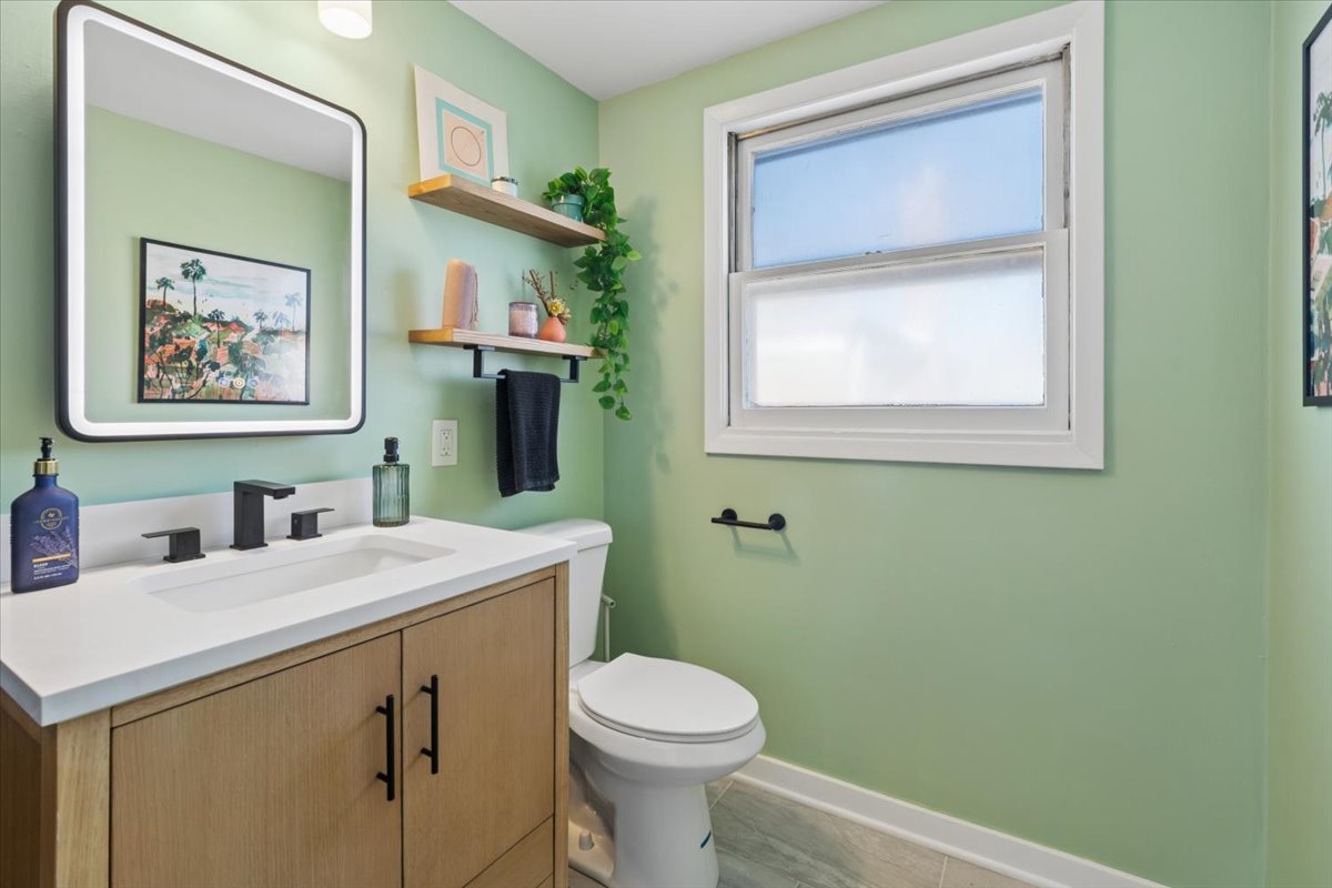 753 Newcastle Avenue