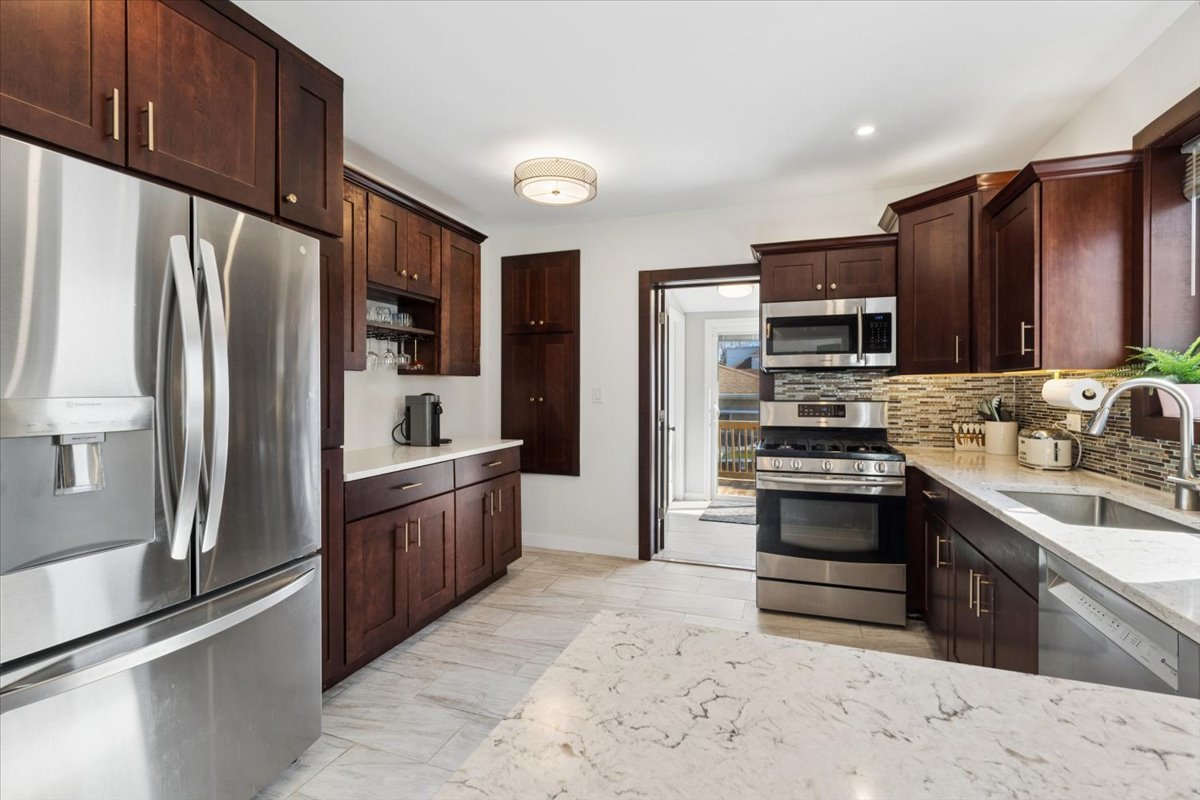 753 Newcastle Avenue