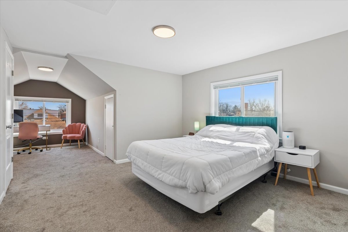 753 Newcastle Avenue