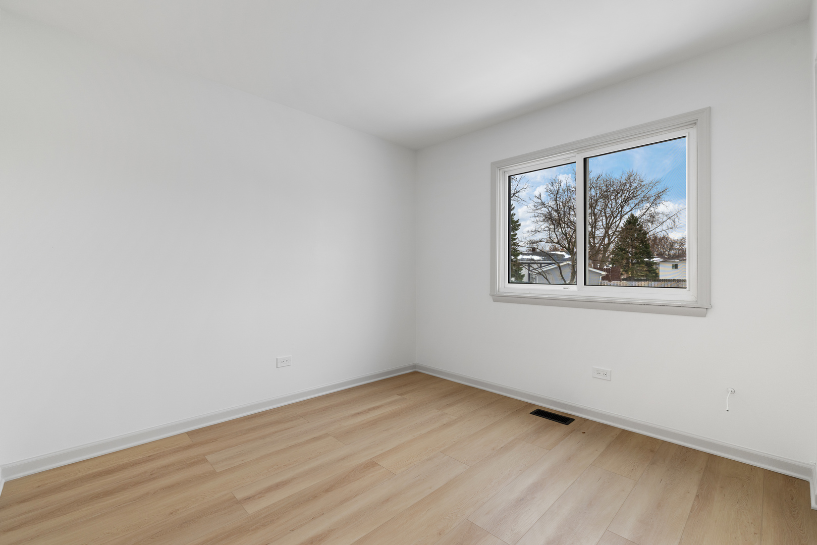 1006 Foxworth Boulevard