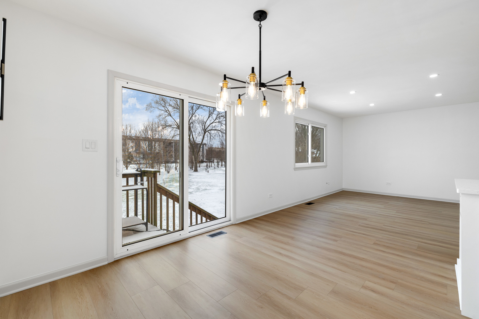 1006 Foxworth Boulevard