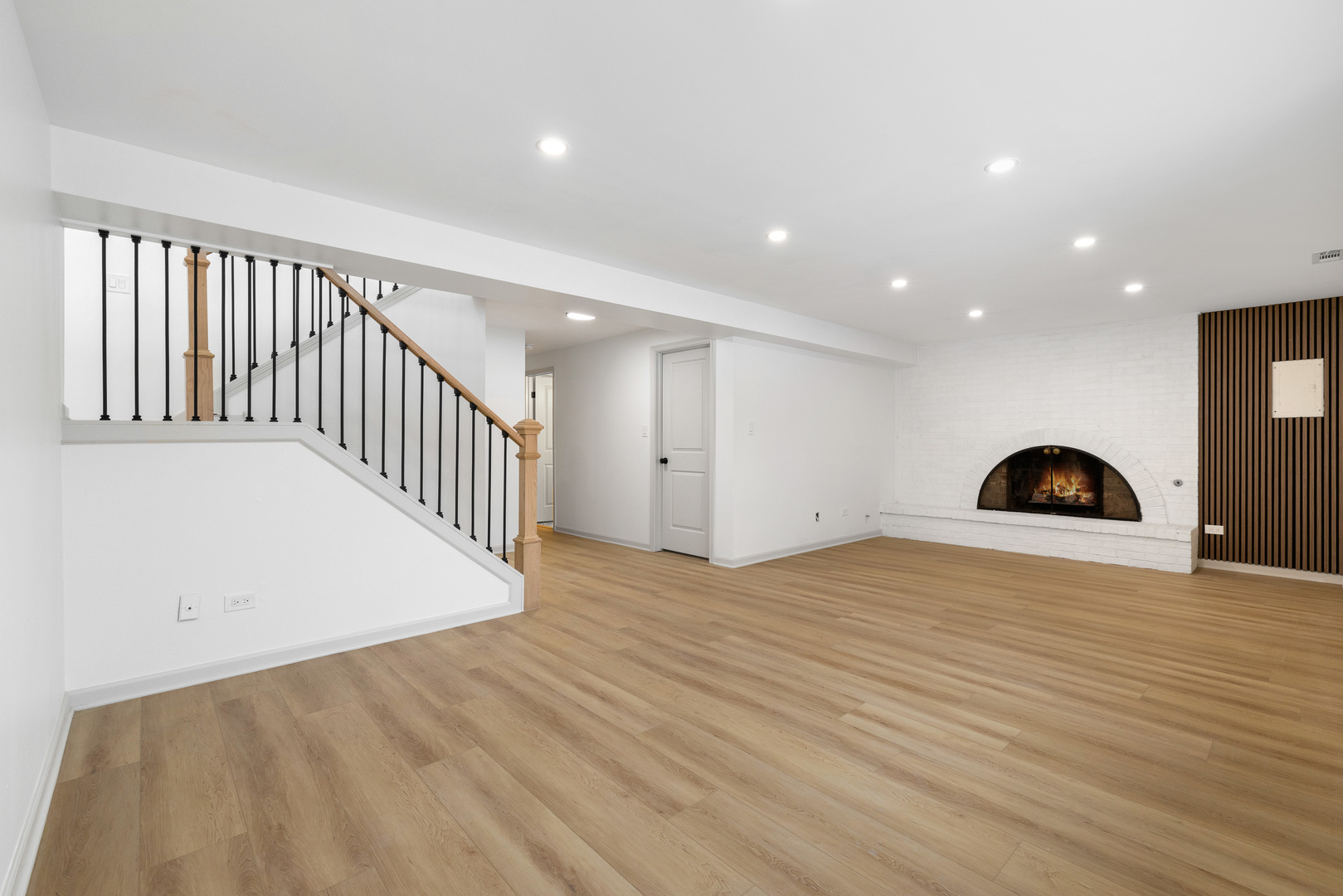 1006 Foxworth Boulevard
