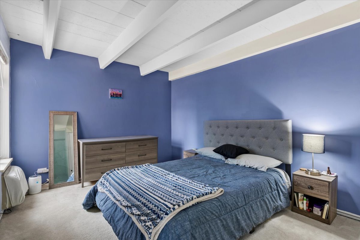 1860 Sherman Avenue Unit: 4SW