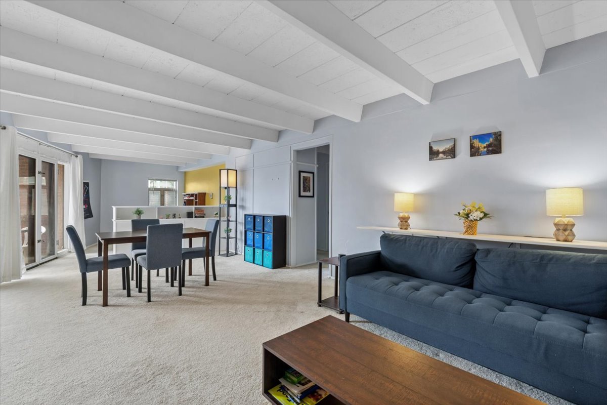 1860 Sherman Avenue Unit: 4SW