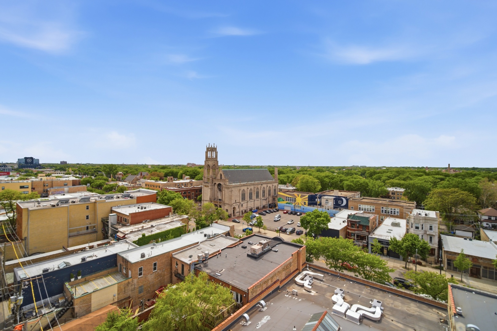 1122 W CATALPA Avenue Unit: 910
