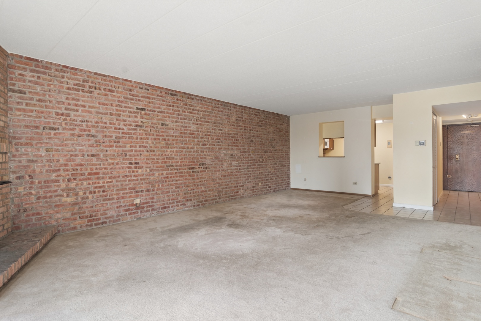 651 W Sheridan Road Unit: 6D