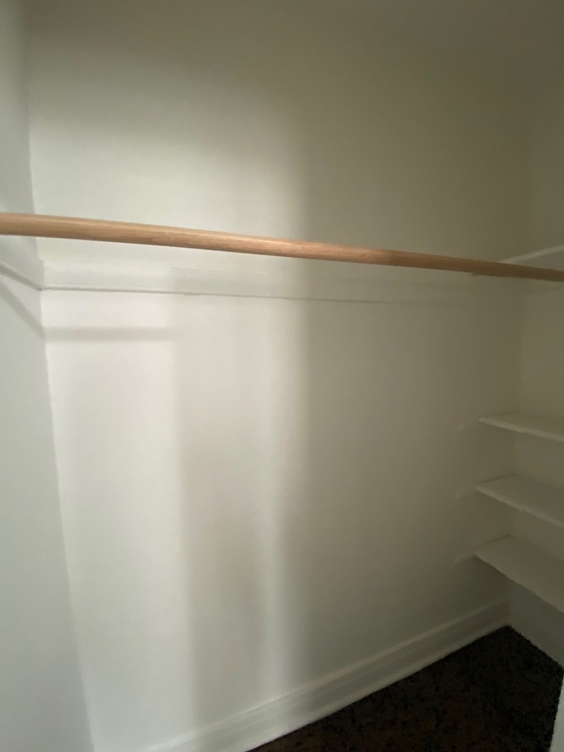 1525 W Estes Avenue Unit: A1