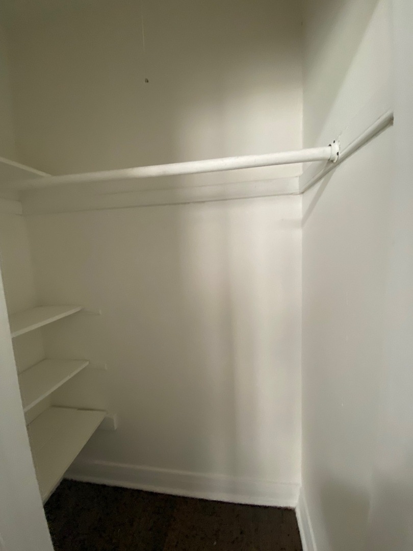 1525 W Estes Avenue Unit: A1