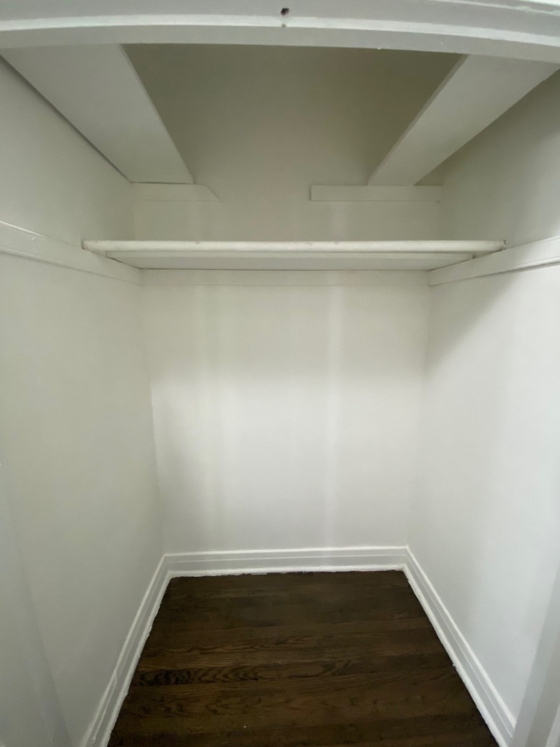 1525 W Estes Avenue Unit: A1