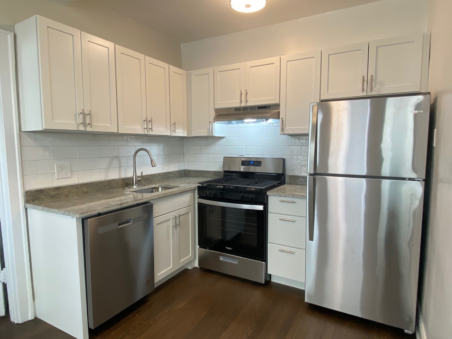 1525 W Estes Avenue Unit: A1
