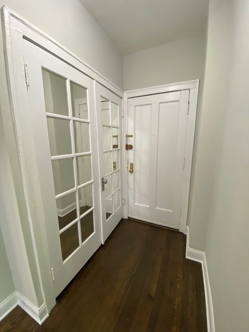 1525 W Estes Avenue Unit: A1