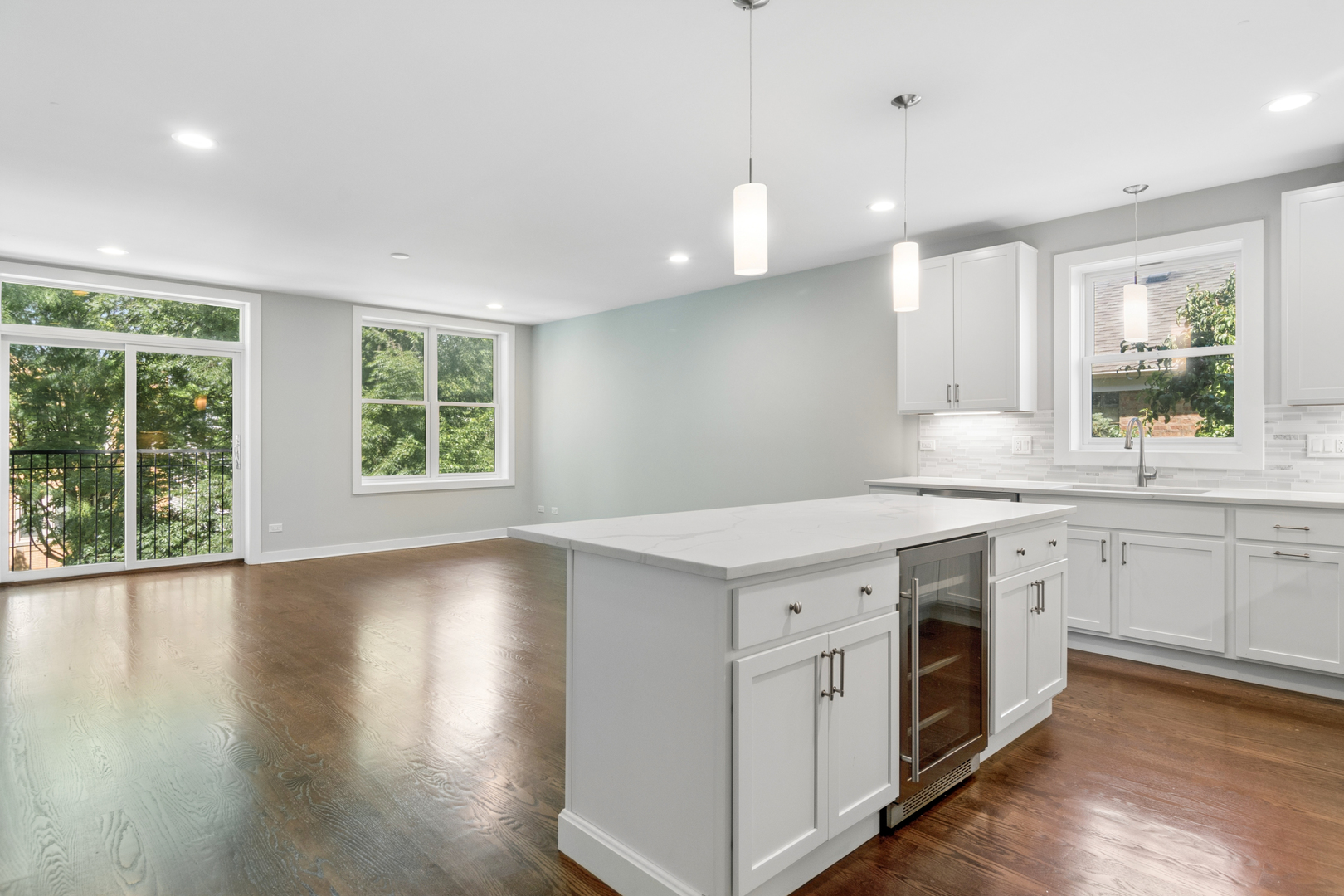 4845 N Keystone Avenue Unit: 2N