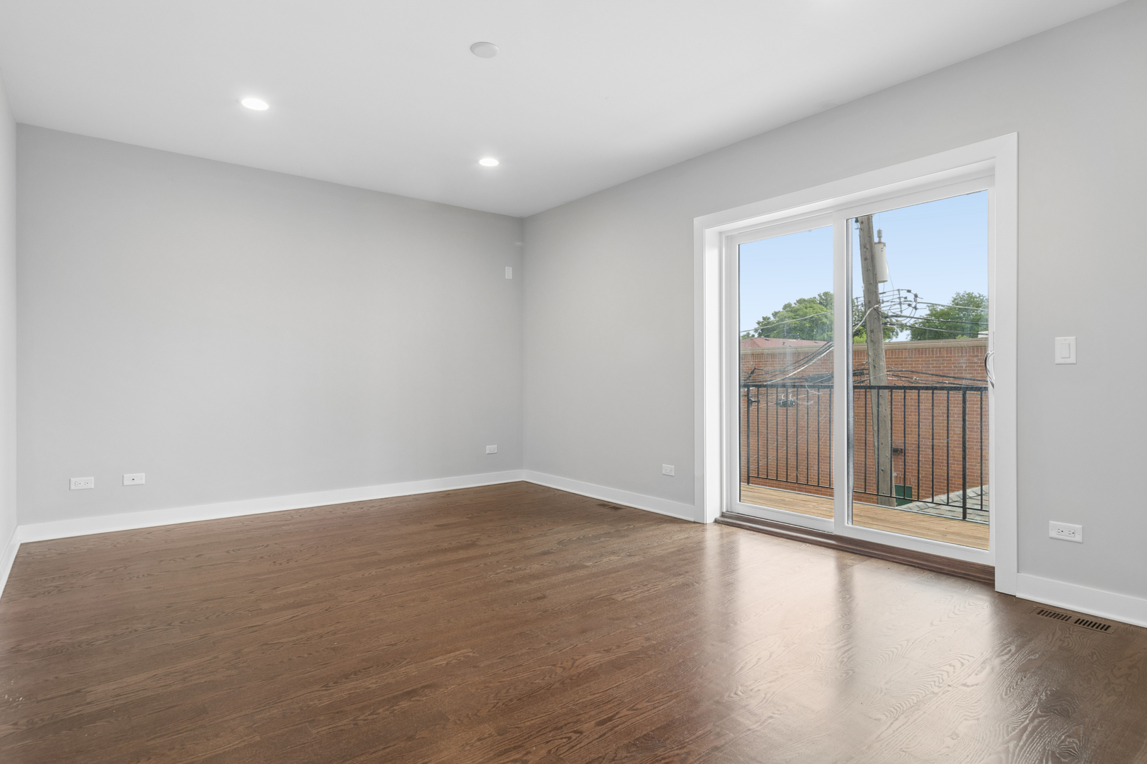 4845 N Keystone Avenue Unit: 2N