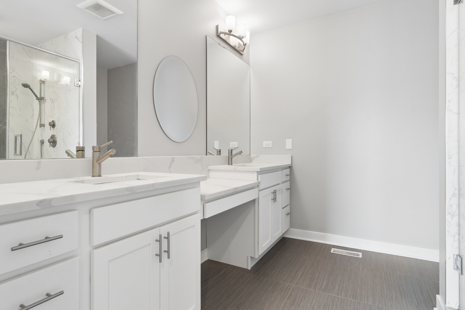 4845 N Keystone Avenue Unit: 2N