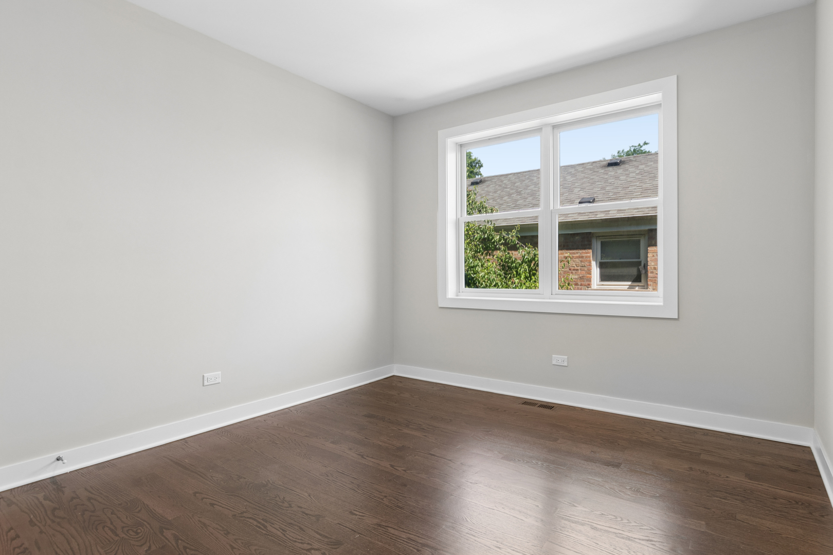 4845 N Keystone Avenue Unit: 2N
