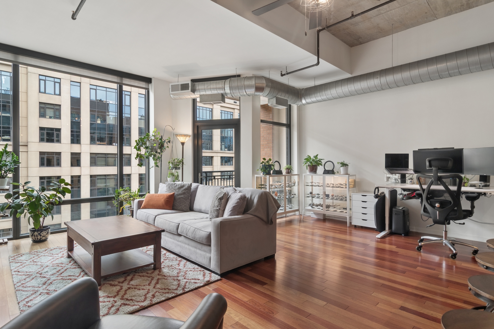 520 S State Street Unit: 1504