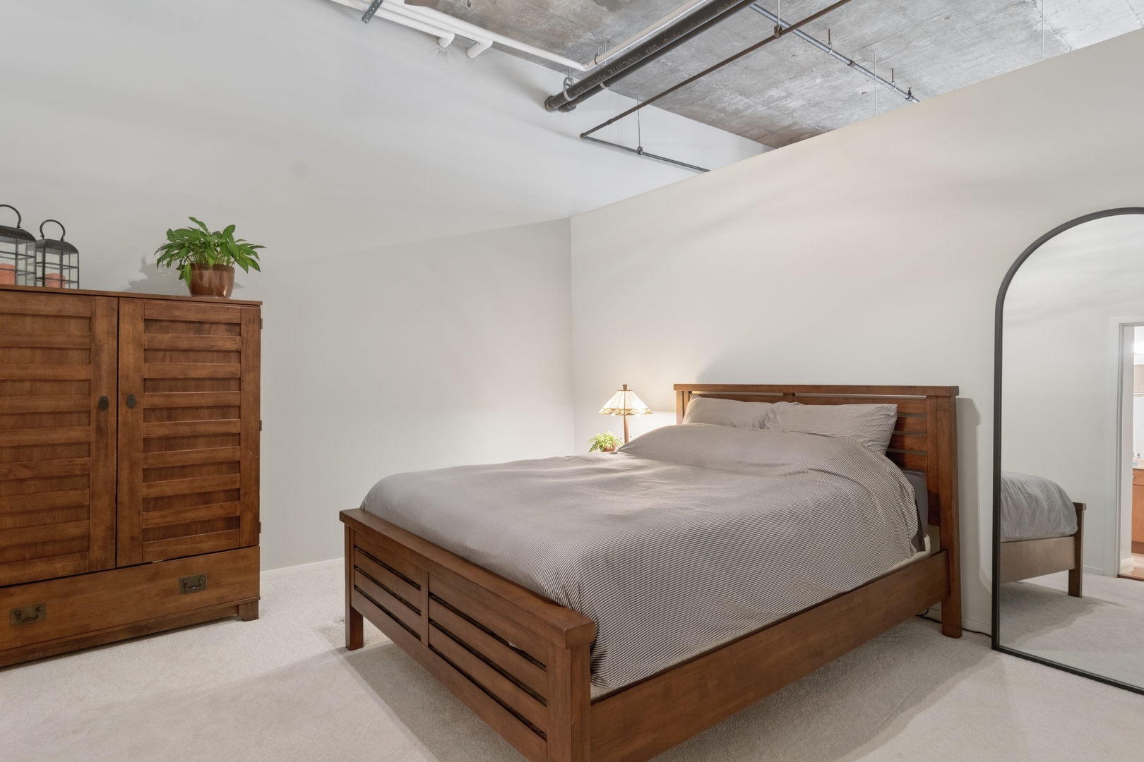 520 S State Street Unit: 1504