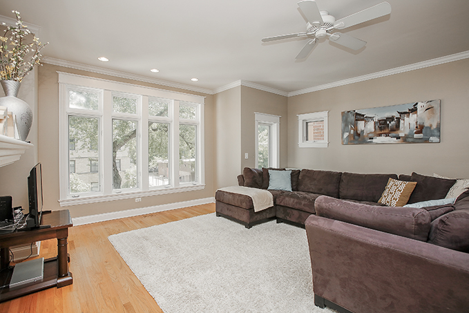 3836 N Janssen Avenue Unit: 2
