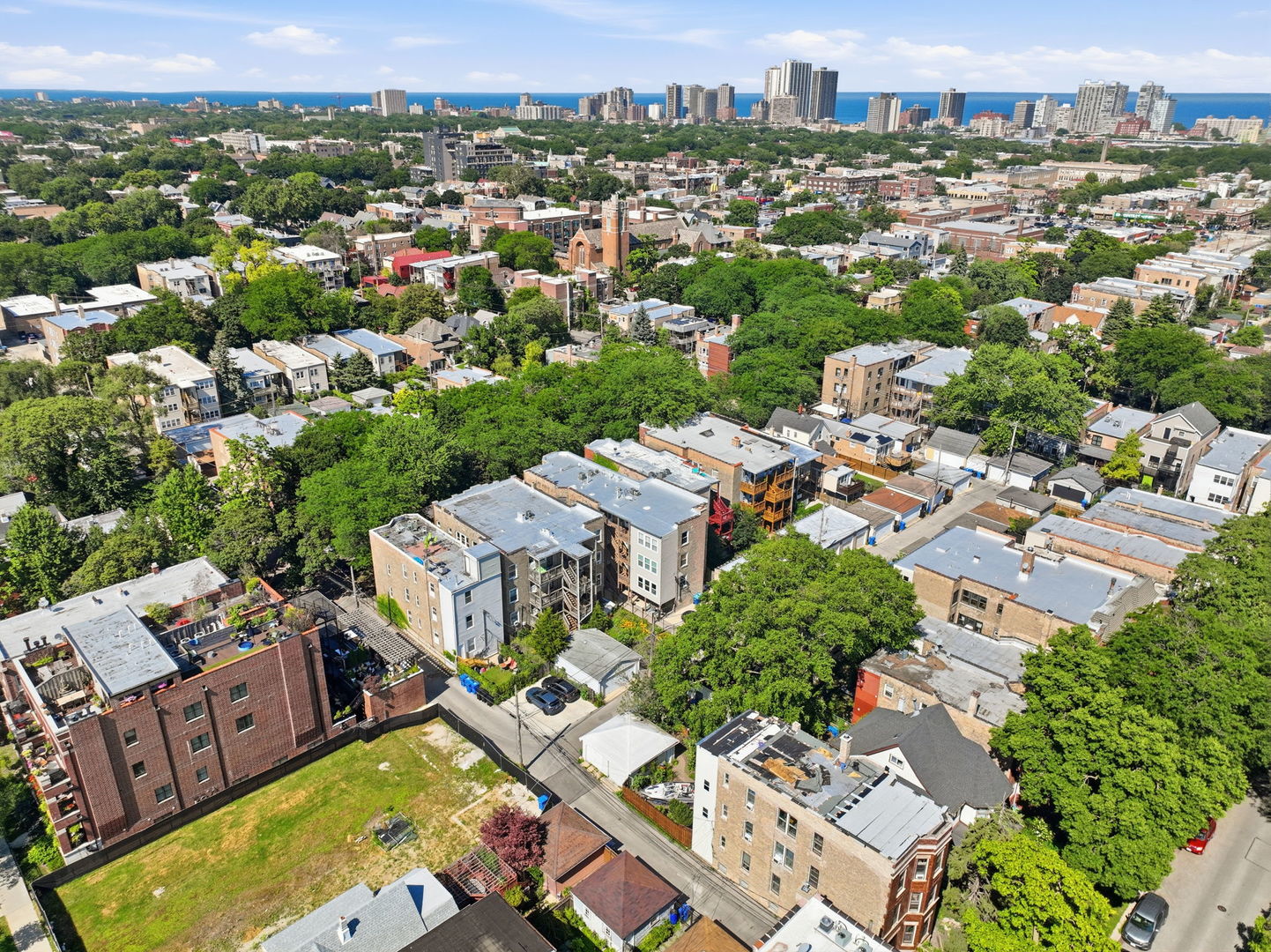 1733 W Catalpa Avenue Unit: 1