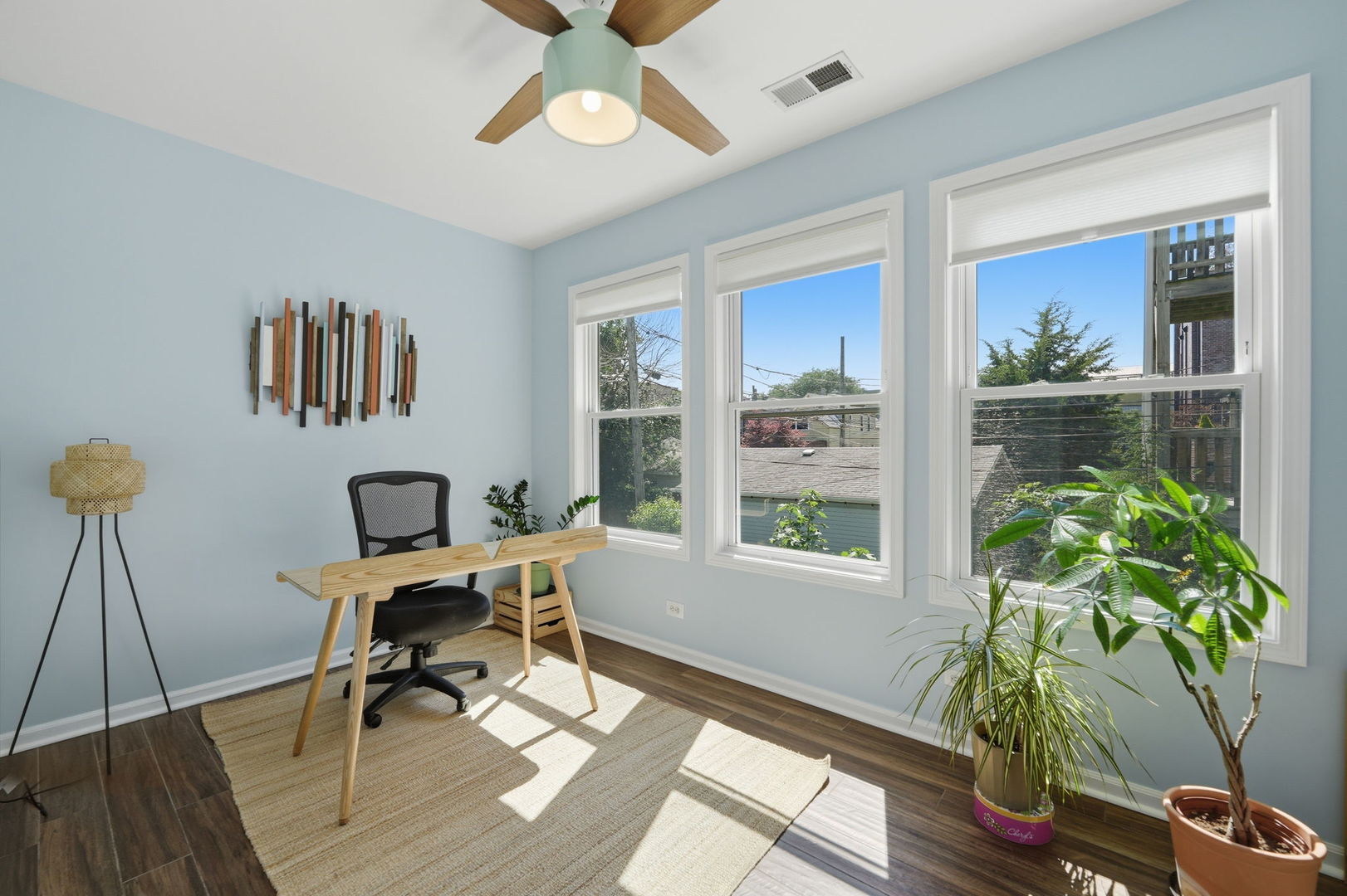1733 W Catalpa Avenue Unit: 1