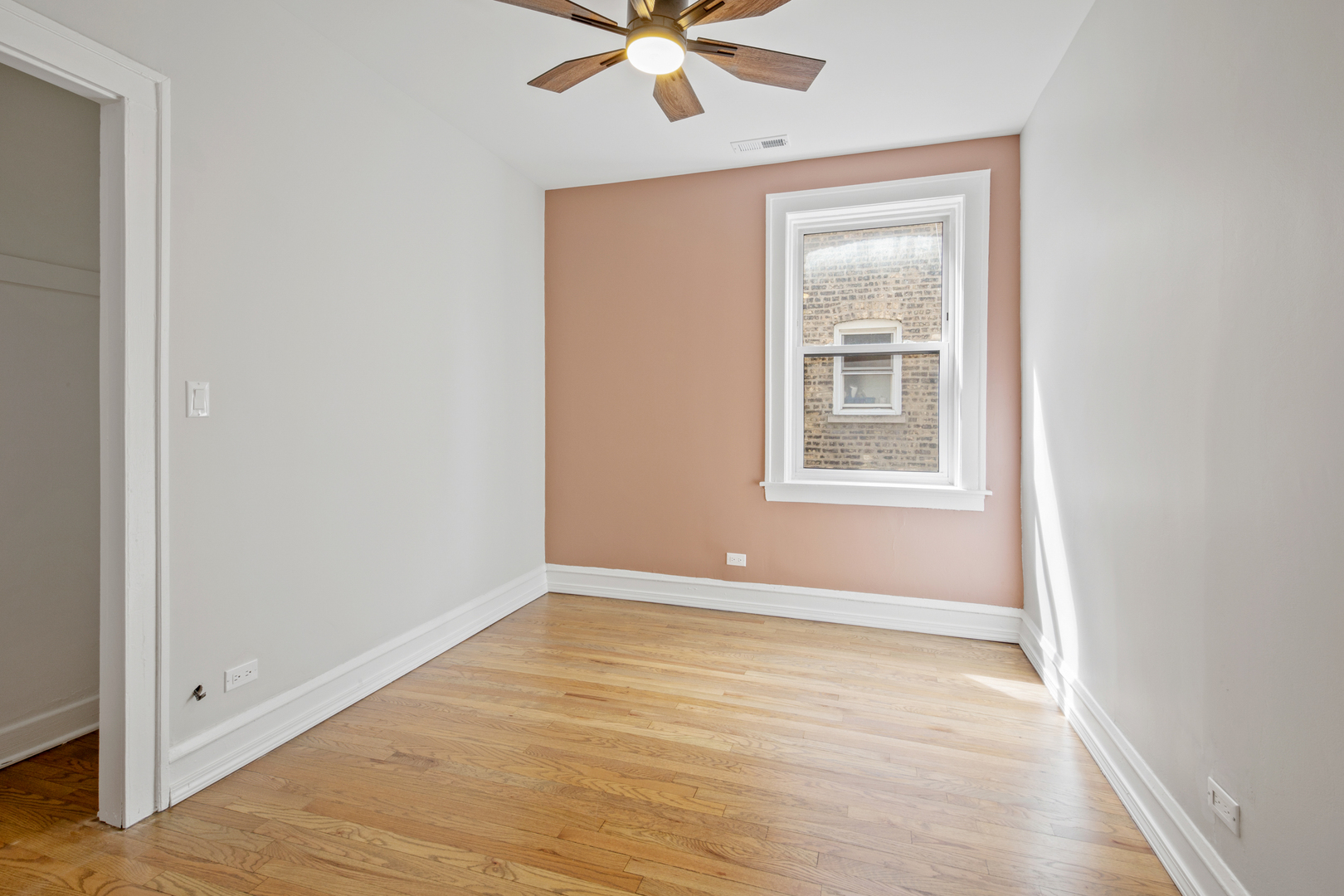 4834 N Springfield Avenue Unit: 2