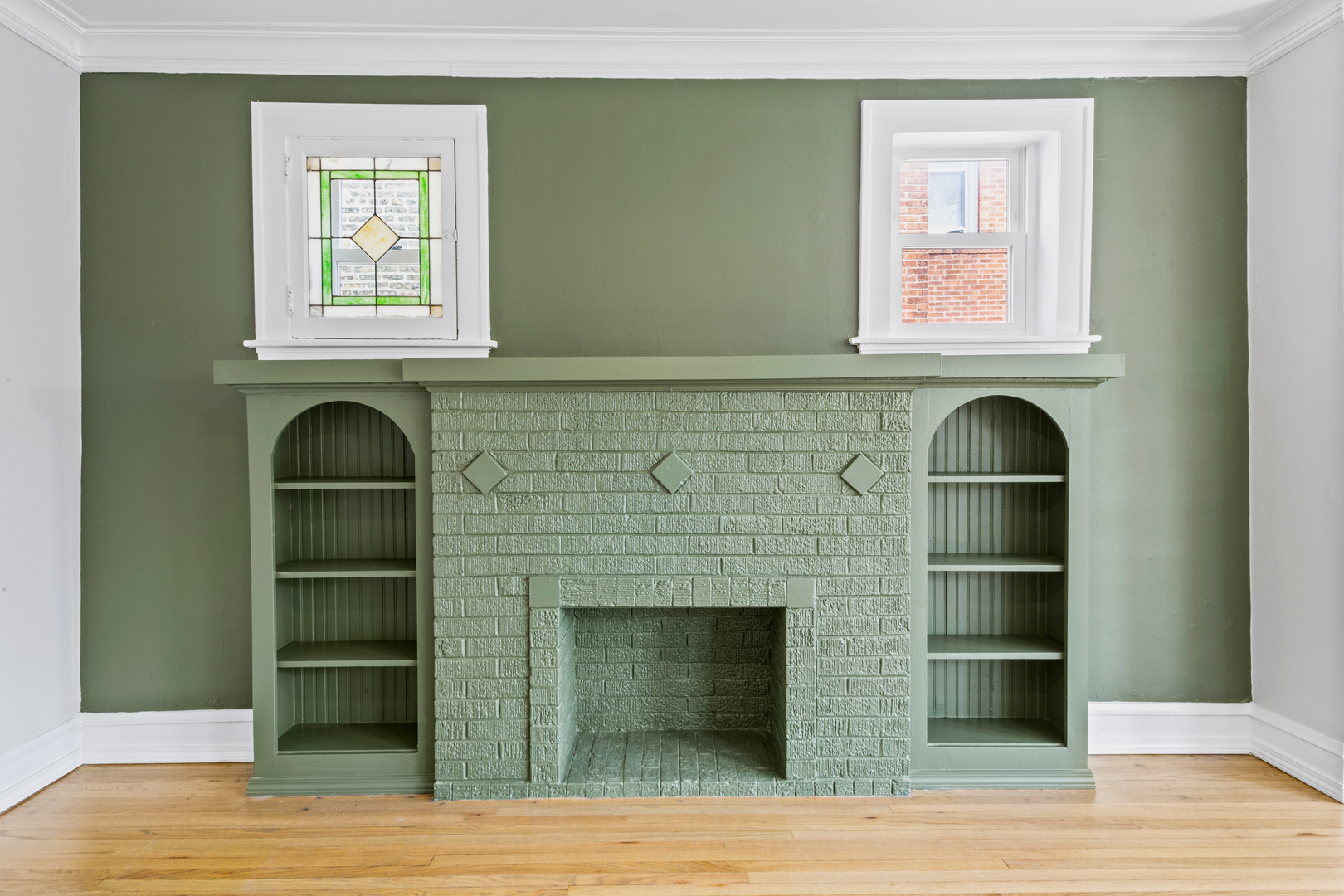 4834 N Springfield Avenue Unit: 2