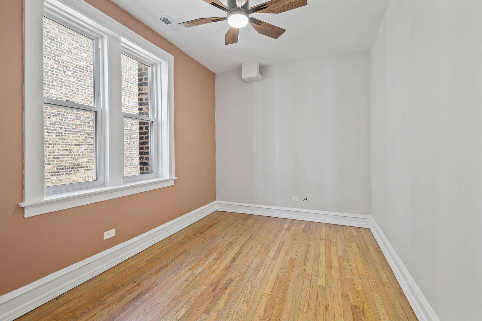 4834 N Springfield Avenue Unit: 2