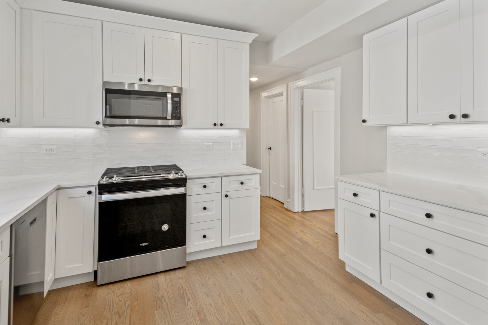 4834 N Springfield Avenue Unit: 2
