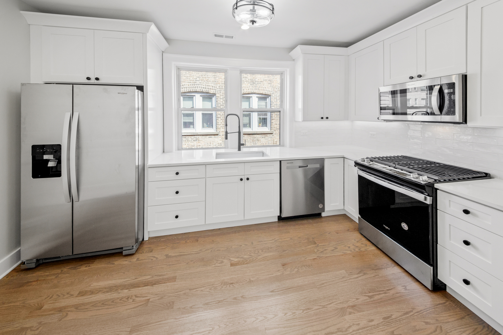 4834 N Springfield Avenue Unit: 2
