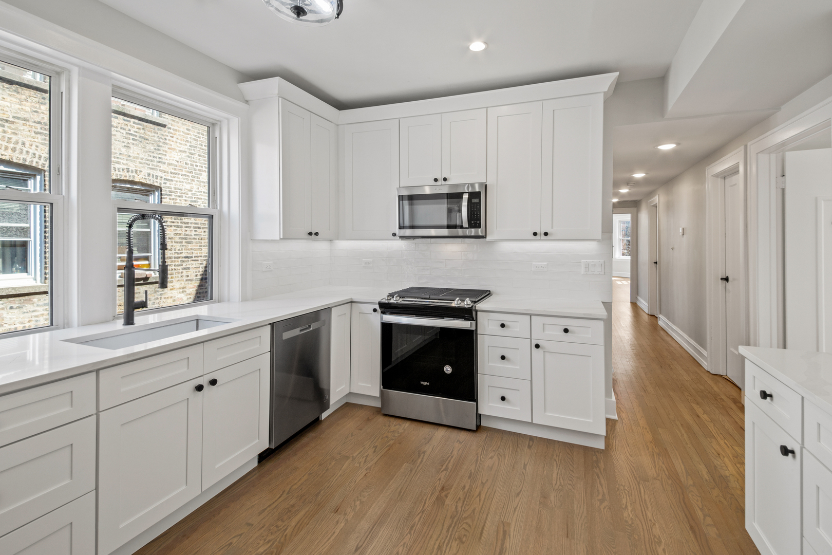 4834 N Springfield Avenue Unit: 2