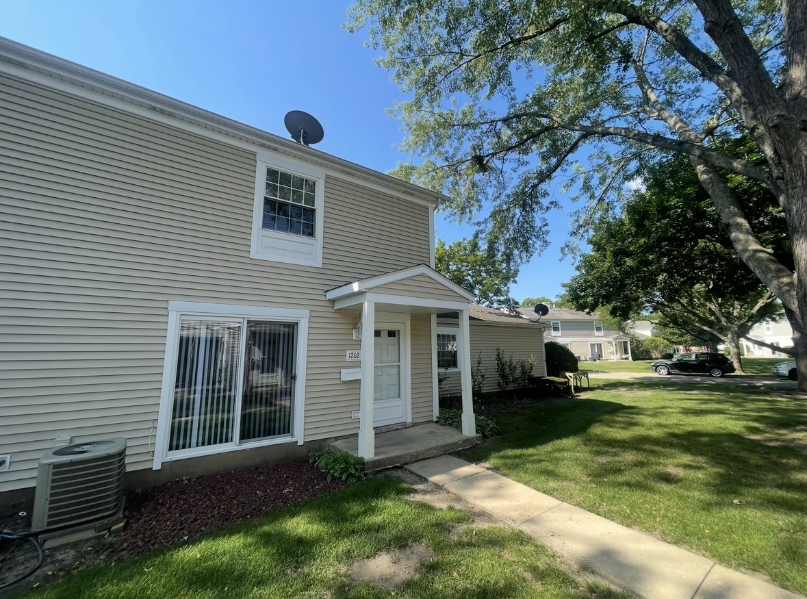 1202 Spur Court