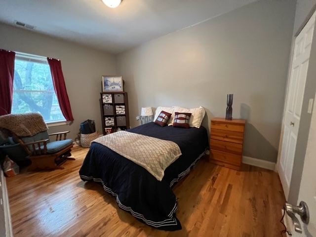 4855 N Springfield Avenue Unit: 2