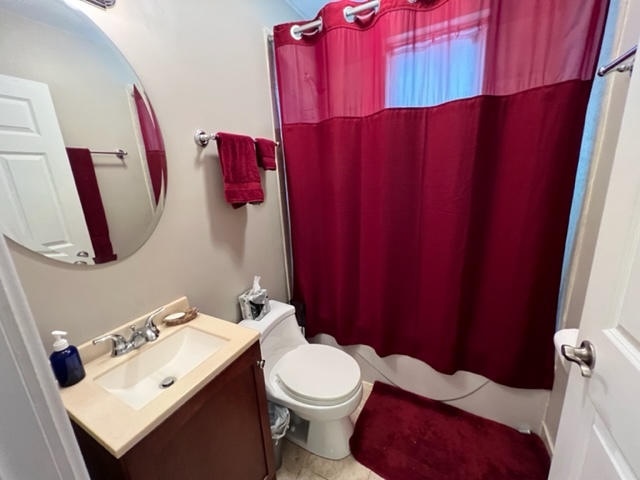 4855 N Springfield Avenue Unit: 2