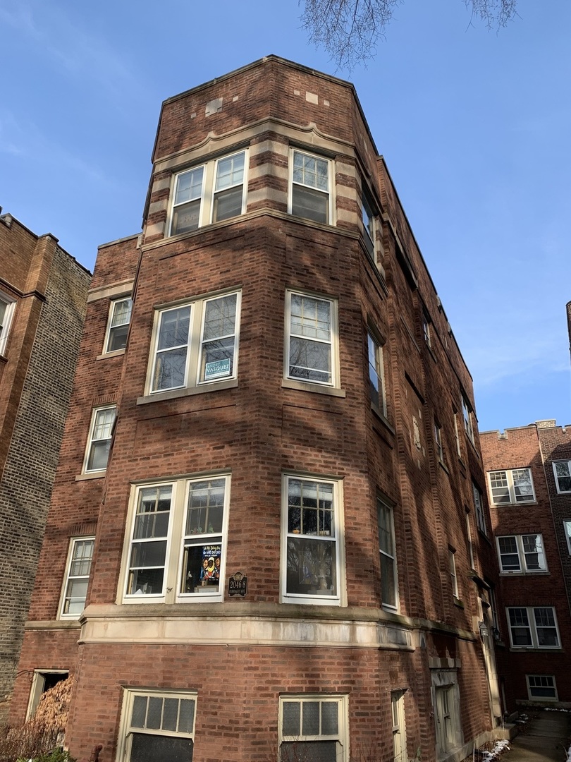 2046 W Farragut Avenue Unit: 1