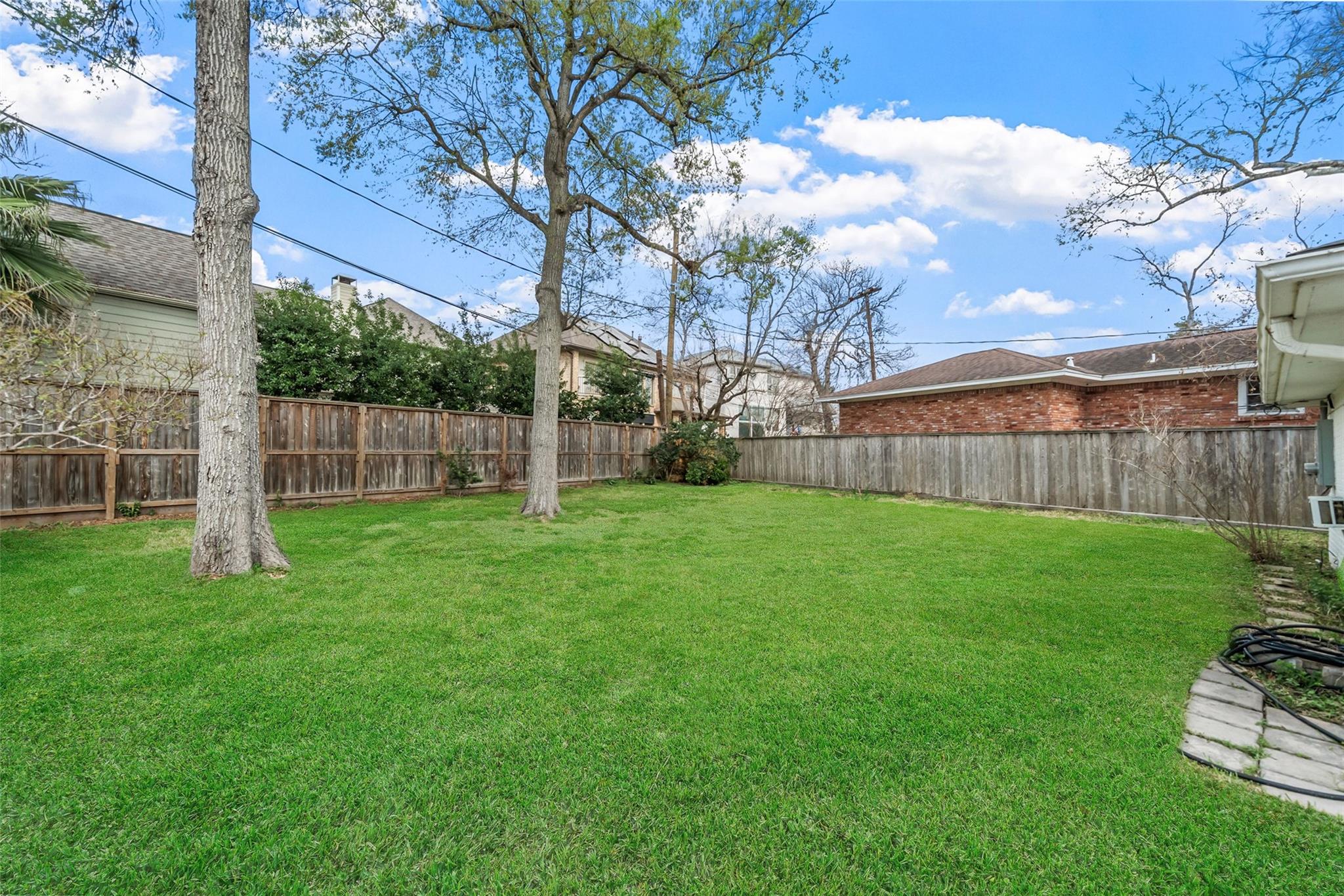3310 Durness Way