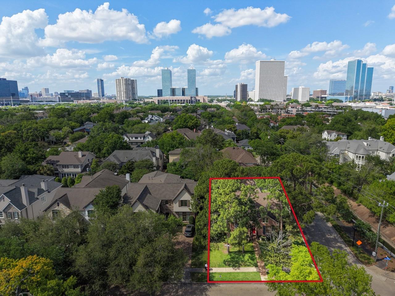 3702 Sunset Boulevard