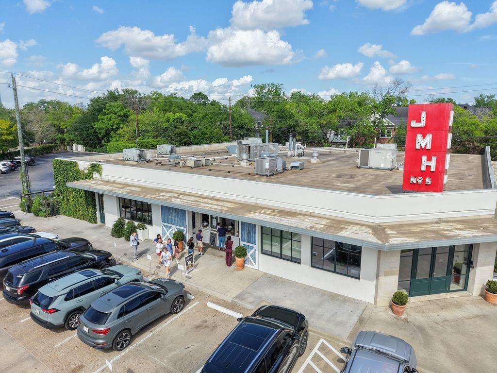 3702 Sunset Boulevard