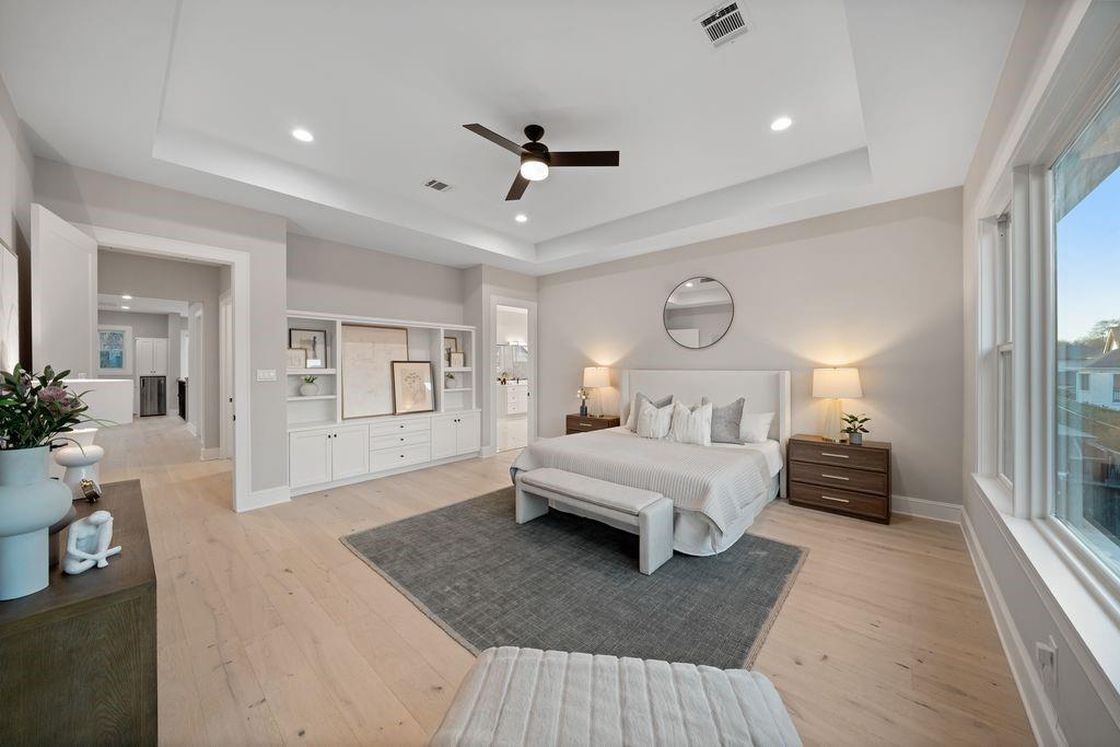 2046 Macarthur Street