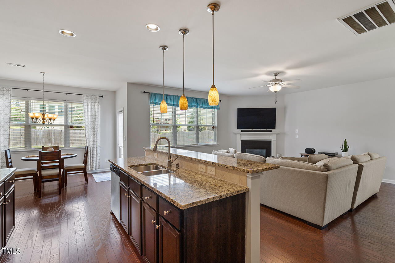 2325 Everstone Road