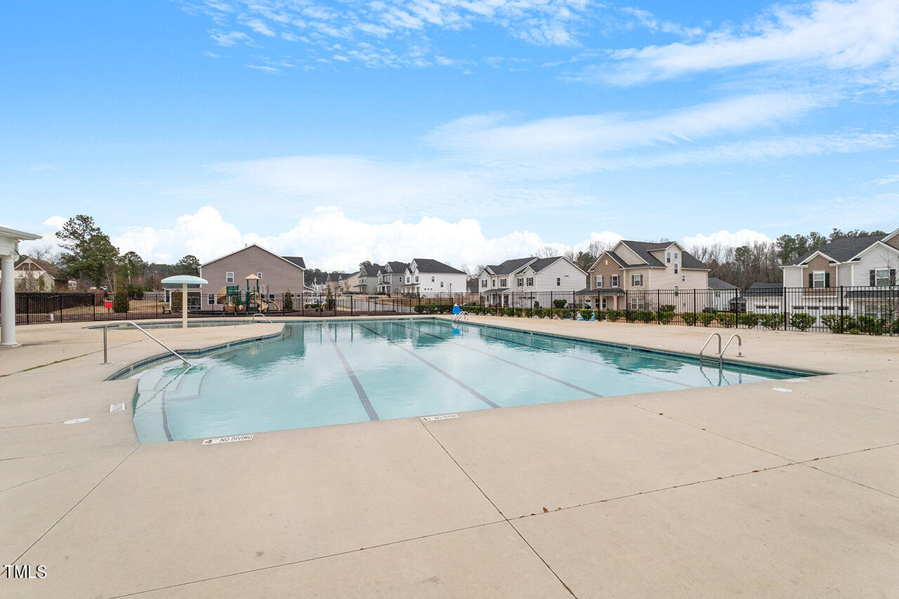2325 Everstone Road
