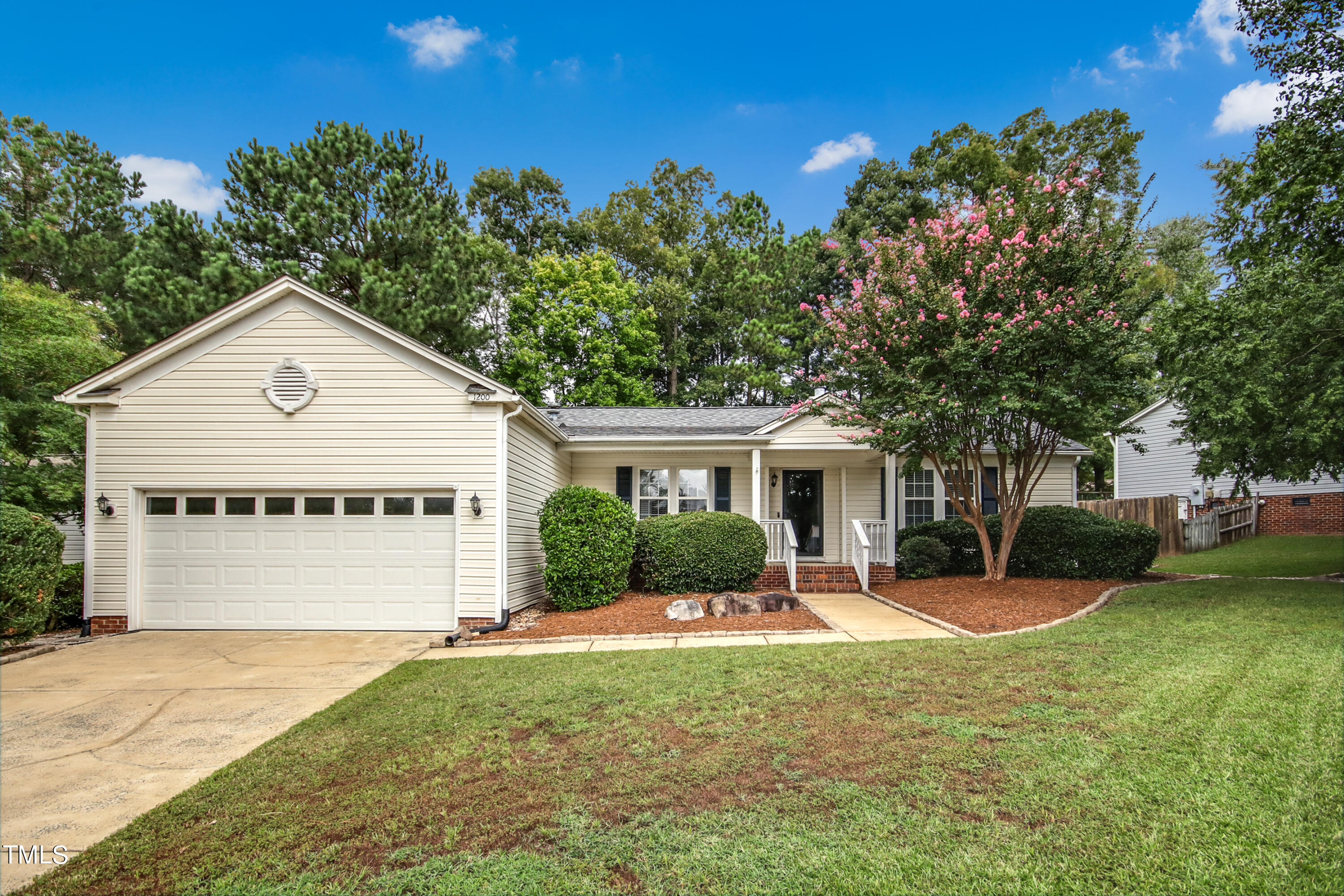 1200 Lexington Farm Road