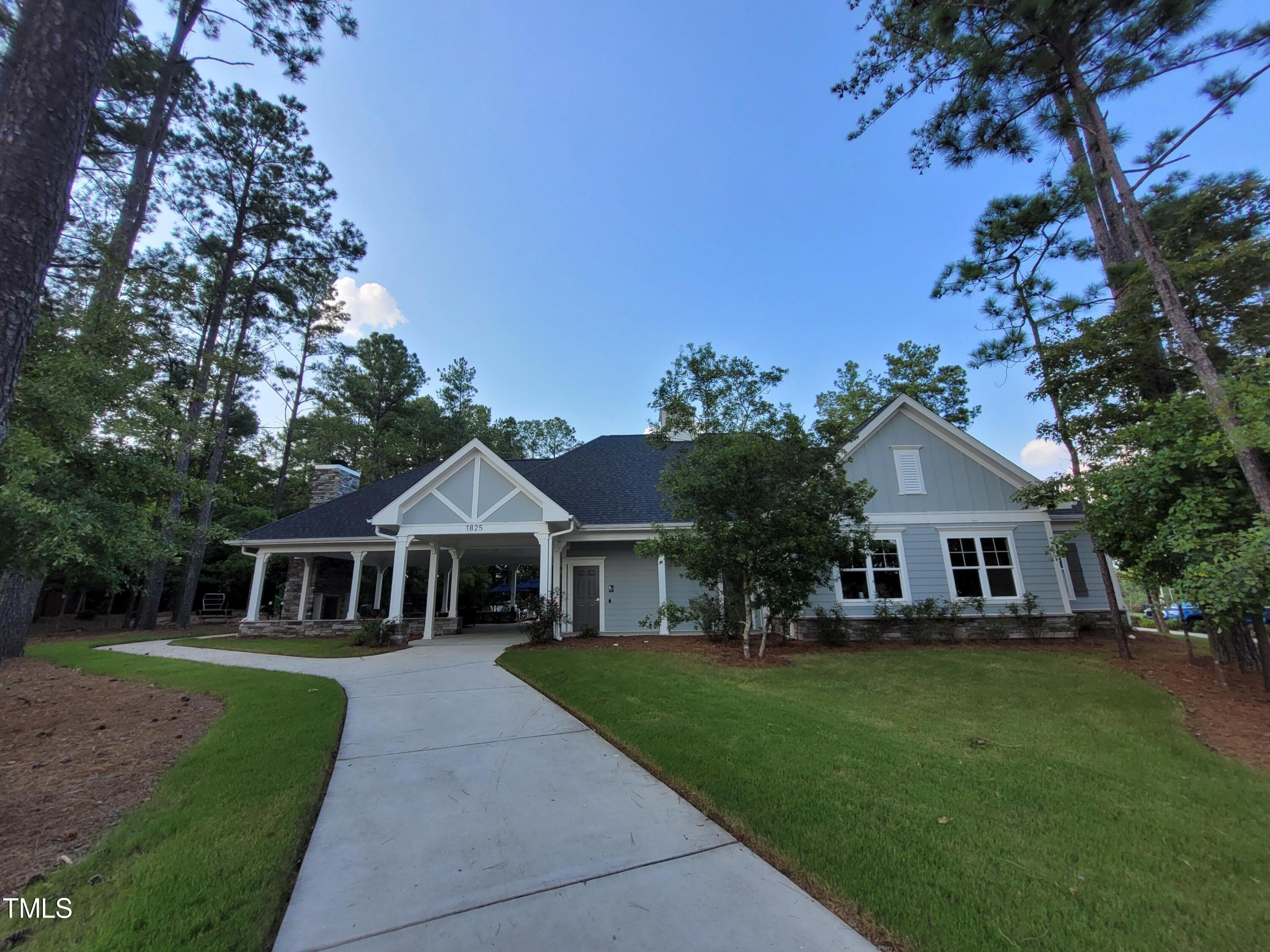 2706 Nassau Trace