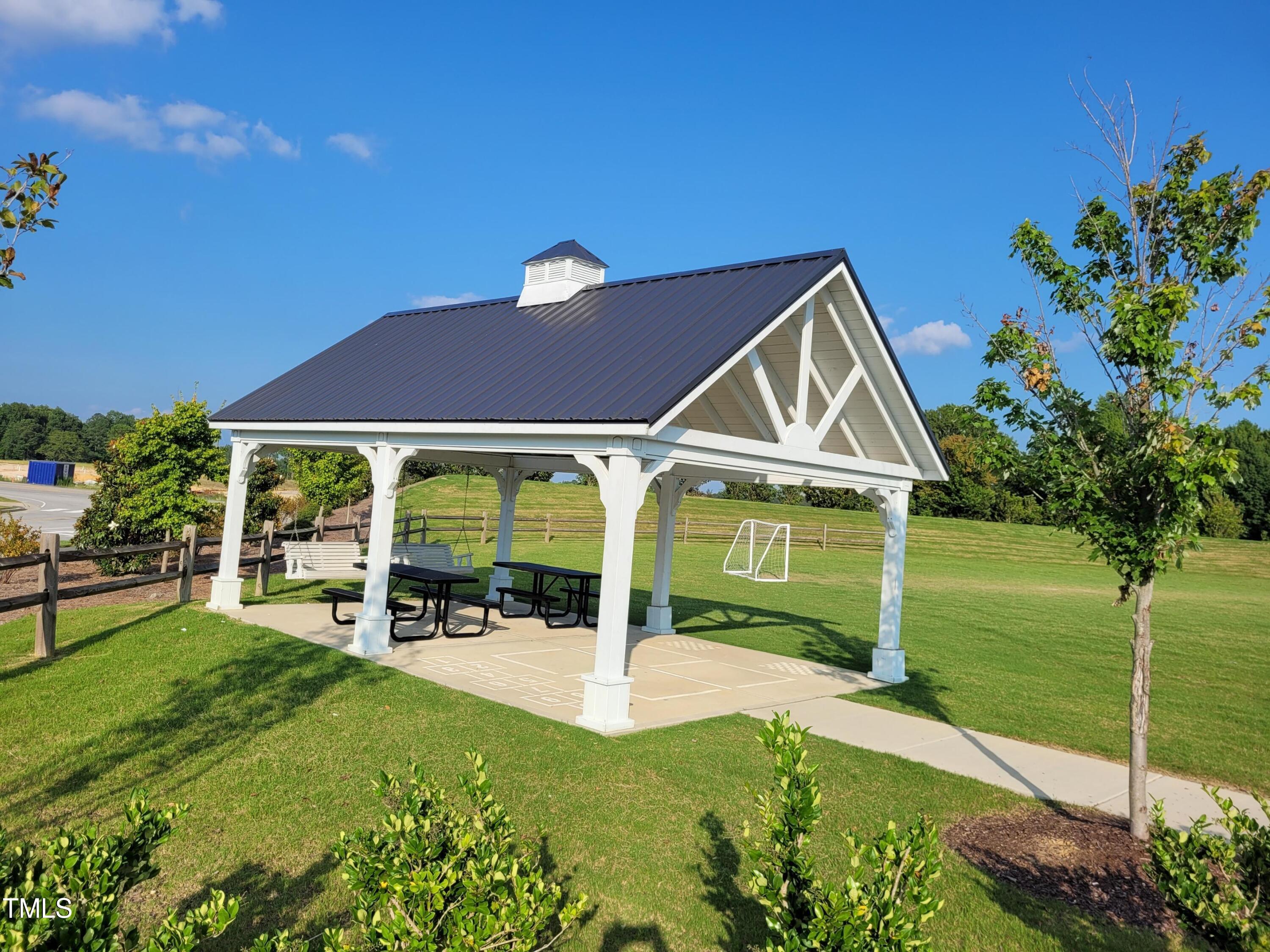 2706 Nassau Trace